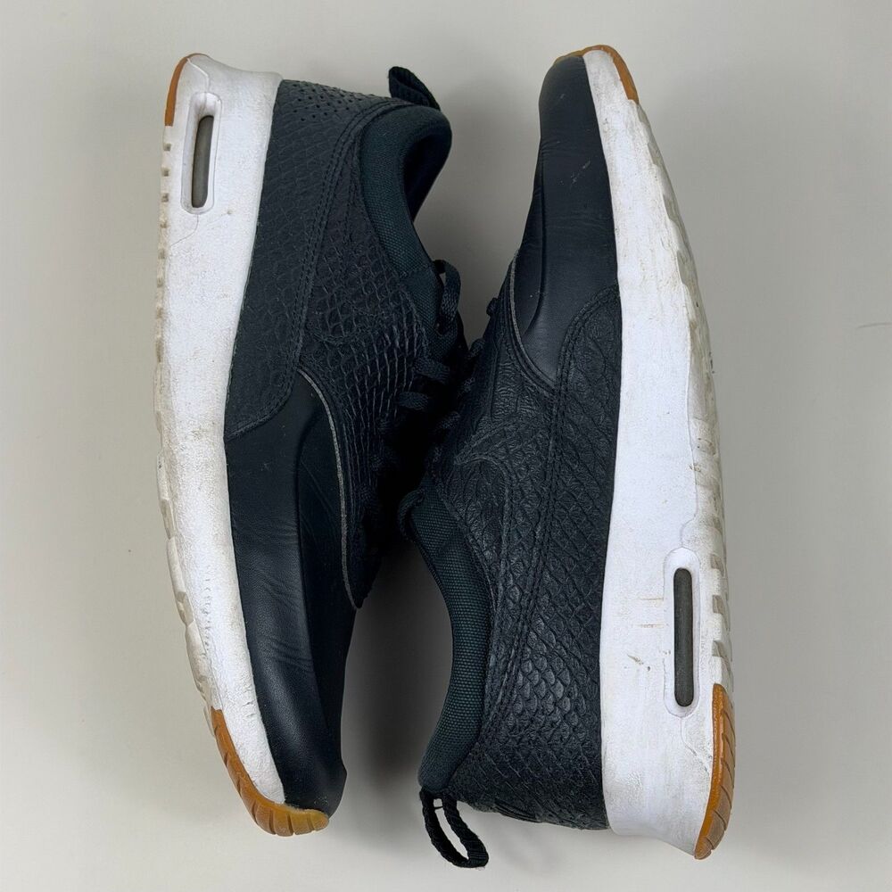 Nike Air Max Thea Womens 8.5 Black Leather Textured Sneakers White Gum Sole Shoe - Picture 7 of 9